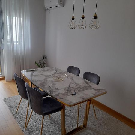Apartman Lena 巴尼西卢卡 外观 照片