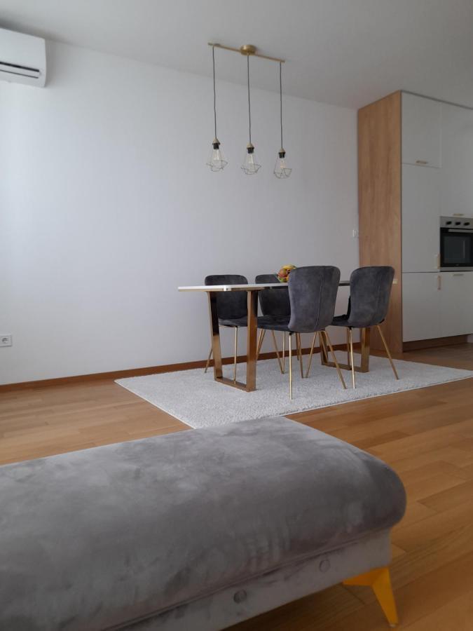 Apartman Lena 巴尼西卢卡 外观 照片